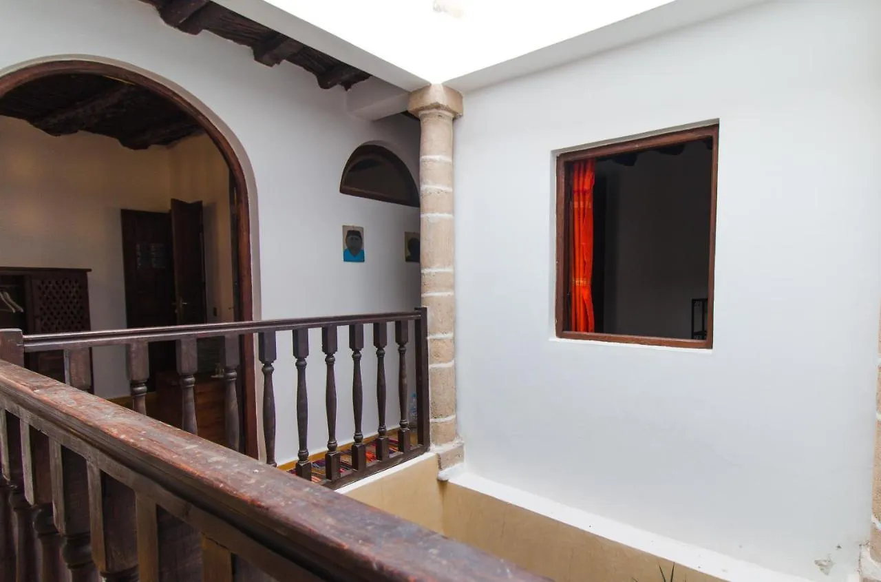 Riad Dar Abi Essaouira 0*,